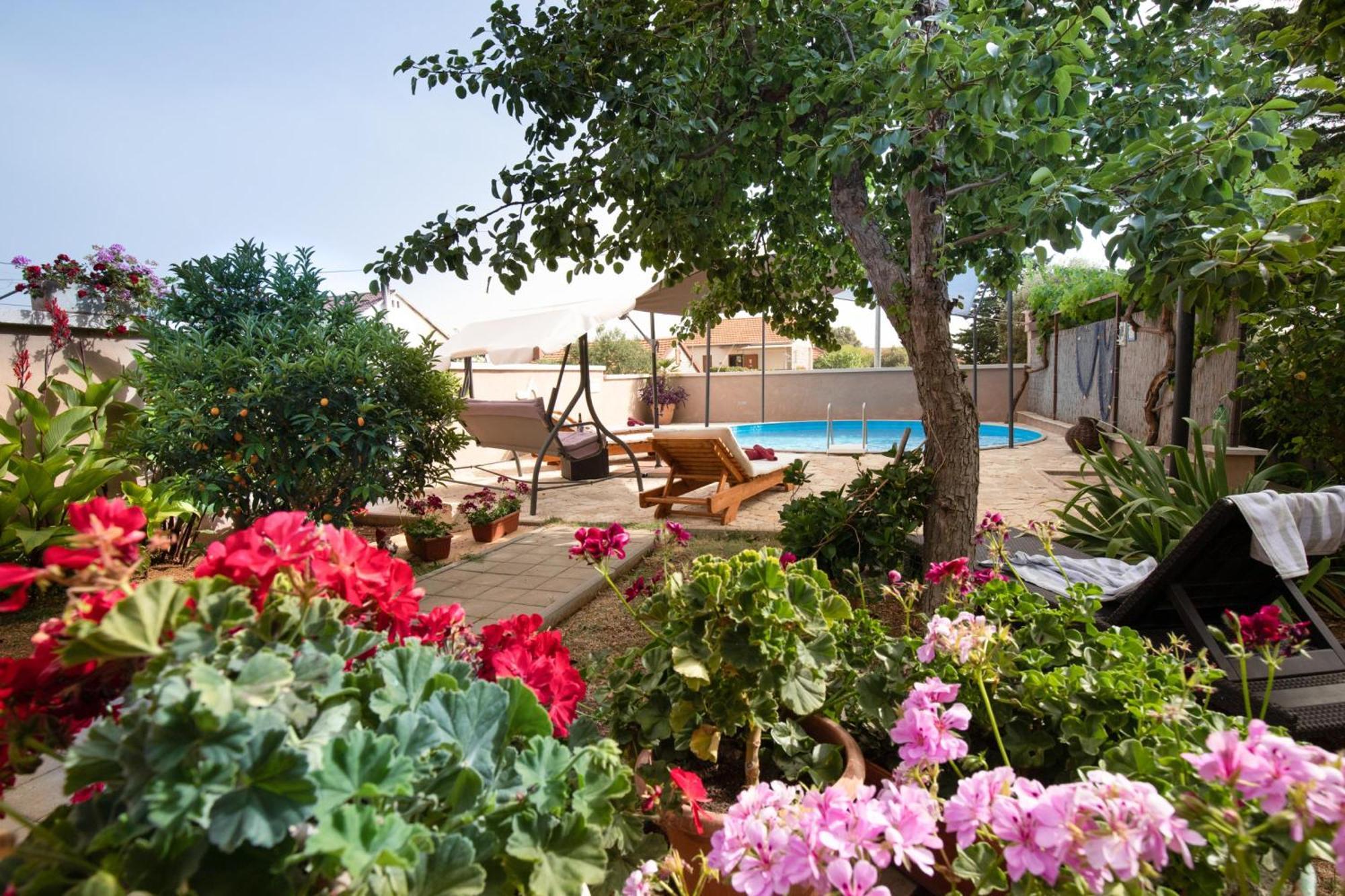 Pool Apartment Bakija 2 - Happy Rentals Pakoštane Eksteriør bilde